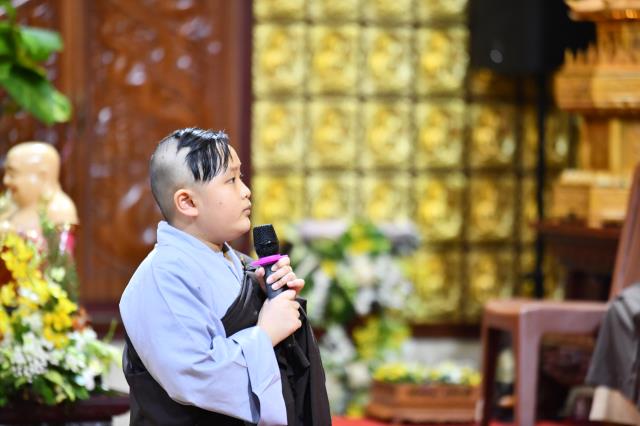 TT. Nhật Từ giải đáp thắc mắc của các hành giả “xuất gia gieo duyên”