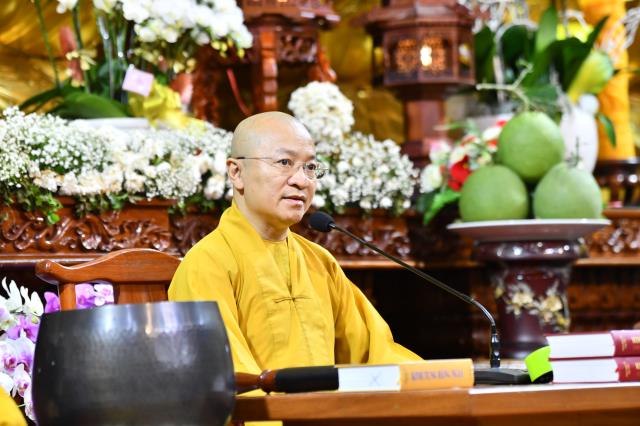 Khóa tu Tuổi Trẻ Hướng Phật: Đừng chịu đựng nỗi khổ quá lâu!
