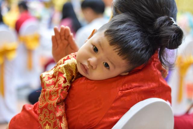 Lễ hằng thuận đôi trước ba ngôi Tam bảo