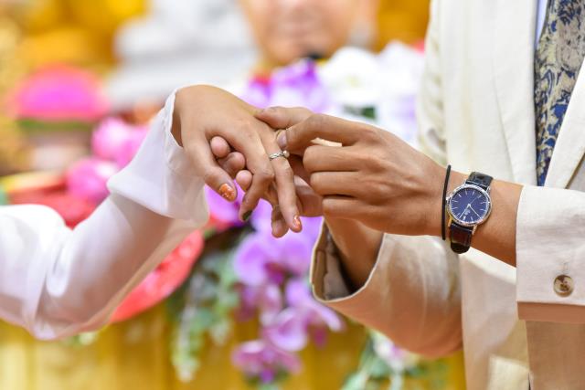 Lễ hằng thuận đôi trước ba ngôi Tam bảo