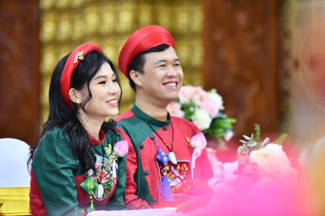 Thắt tình vợ chồng - kết nghĩa phu thê tại điện Phật chùa Giác Ngộ