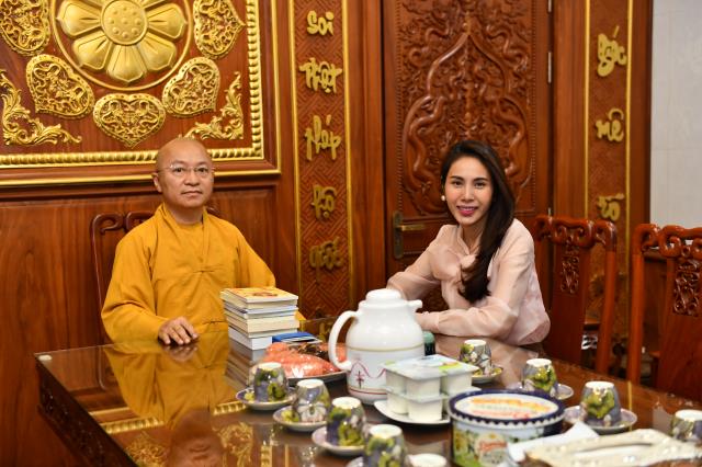Khóa tu Tuổi Trẻ Hướng Phật: Khách mời ca sĩ Thủy Tiên với Talk show “Vì sao tôi theo đạo Phật”