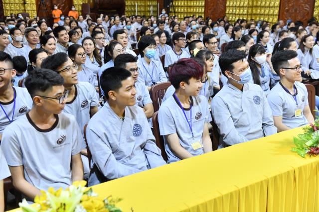 Ca sĩ Lâm Chấn Huy tham dự Talkshow “Vì sao tôi theo đạo Phật” tại chùa Giác Ngộ
