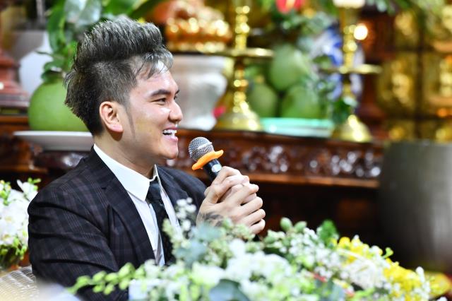 Ca sĩ Lâm Chấn Huy tham dự Talkshow “Vì sao tôi theo đạo Phật” tại chùa Giác Ngộ