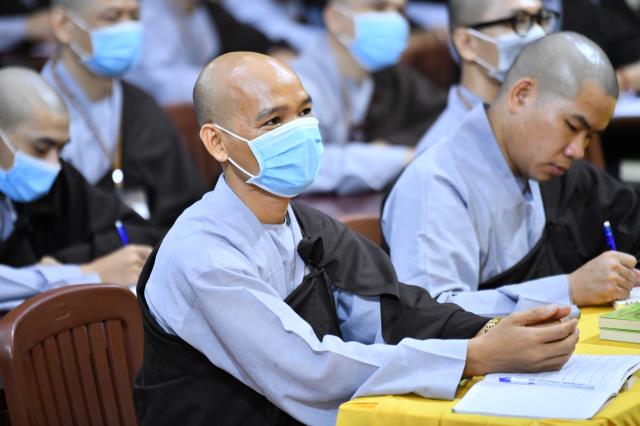 ĐĐ. Thích Vạn Mãn và bài giảng “Ứng dụng lời Phật dạy trong đời sống hằng ngày”