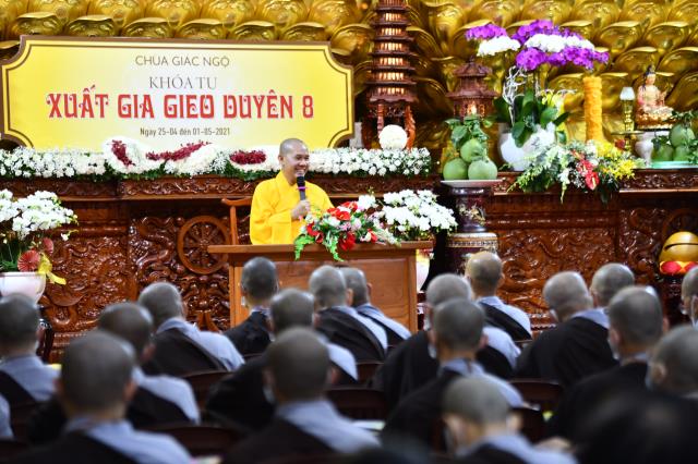 ĐĐ. Thích Vạn Mãn và bài giảng “Ứng dụng lời Phật dạy trong đời sống hằng ngày”