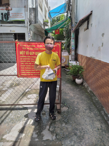 Điều bình thường lại hóa phi thường: Chùa Giác Ngộ hỗ trợ thuốc cho gần 1600 F0 đang điều trị tại nhà