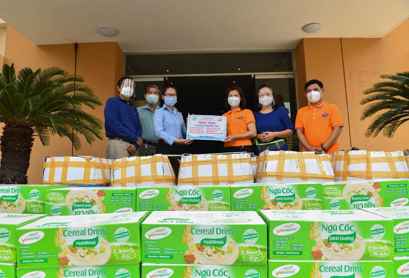Tiếp Sức Tuyến Đầu, Nối Dài Sự Sống (Trao Tặng Trang Thiết Bị, Vật Tư Y Tế Cho Ub Mttq Việt Nam Quận Bình Thạnh Và 3 Bệnh Viện Tại Tỉnh Quảng Nam)