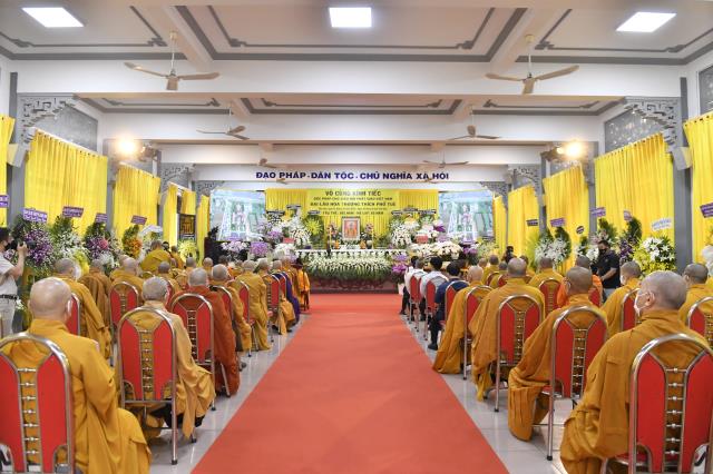 TP.HCM: Chư Tôn đức lãnh đạo Phật giáo 32 tỉnh thành khu vực phía Nam tham dự lễ truy điệu đức Đệ tam Pháp chủ GHPGVN - Đại lão Hòa thượng Thích Phổ Tuệ