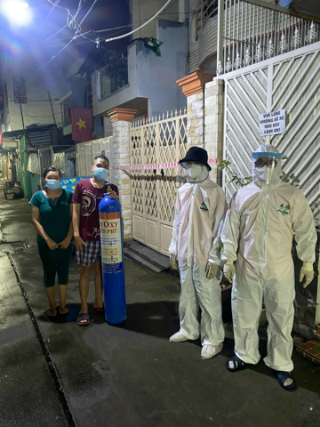Giúp khoảng 255 người kéo dài sự sống từ các bình oxy miễn phí của chùa Giác Ngộ