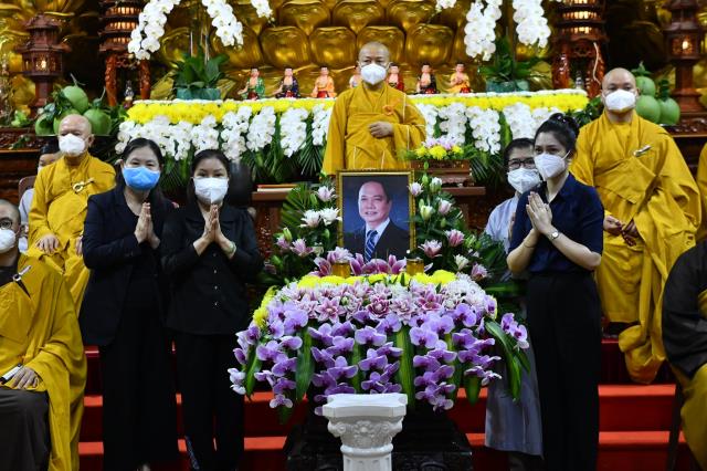 Chùa Giác Ngộ: Lễ tưởng niệm và cầu siêu cho Phật tử Nguyễn Hữu Tuất cùng hơn 20.000 người tử vong vì Covid-19