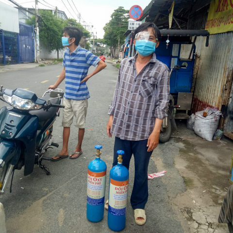 Chùa Giác Ngộ chia sẻ áp lực cùng các bệnh viện bằng chương trình đổi oxy miễn phí