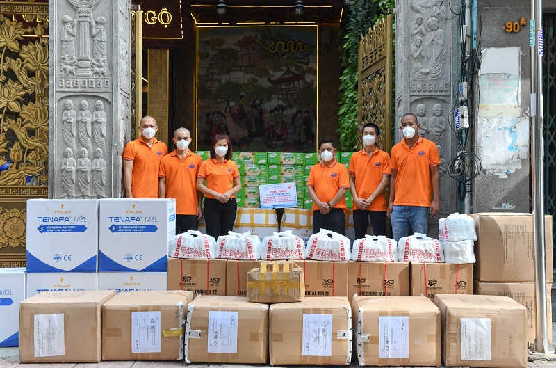 Tiếp Sức Tuyến Đầu, Nối Dài Sự Sống (Trao Tặng Trang Thiết Bị, Vật Tư Y Tế Cho Ub Mttq Việt Nam Quận Bình Thạnh Và 3 Bệnh Viện Tại Tỉnh Quảng Nam)