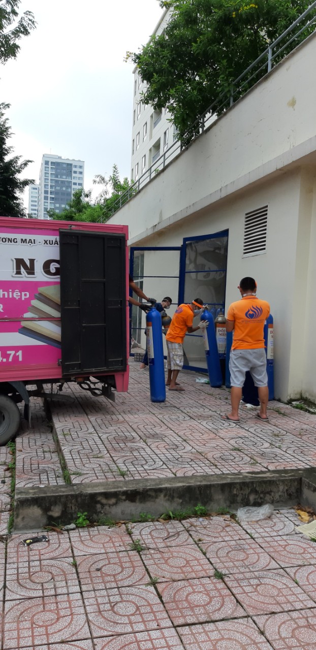 Chùa Giác Ngộ chia sẻ áp lực cùng các bệnh viện bằng chương trình đổi oxy miễn phí