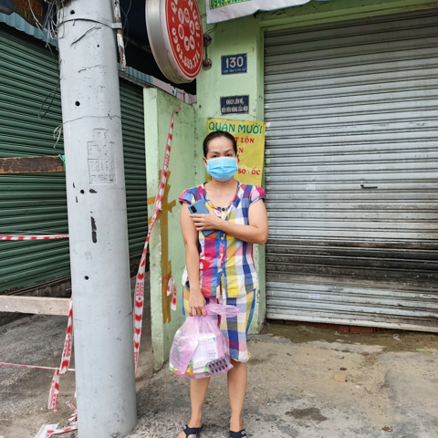 Gần 800 phần thuốc dành cho F0 tầng 1 và tầng 2 là gần 800 ước mong “Hãy thật mạnh khỏe nhé!”