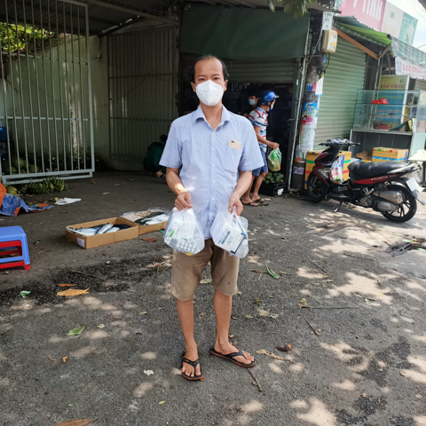 Điều bình thường lại hóa phi thường: Chùa Giác Ngộ hỗ trợ thuốc cho gần 1600 F0 đang điều trị tại nhà