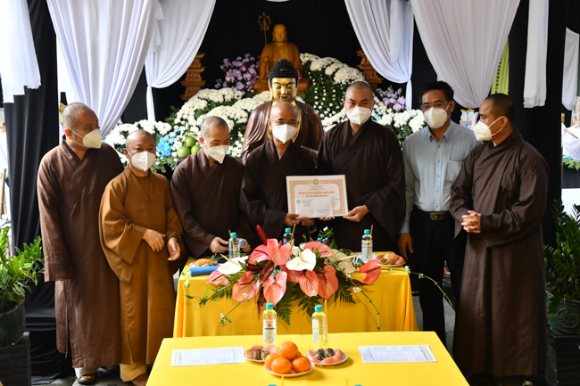Chùa Tường Nguyên – Địa điểm thứ 5 được Giáo hội Thành phố ghé thăm và tặng Bằng Tuyên dương công đức