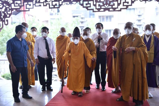 TP.HCM: Chư Tôn đức lãnh đạo Phật giáo 32 tỉnh thành khu vực phía Nam tham dự lễ truy điệu đức Đệ tam Pháp chủ GHPGVN - Đại lão Hòa thượng Thích Phổ Tuệ