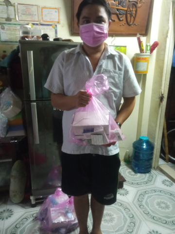 Gần 800 phần thuốc dành cho F0 tầng 1 và tầng 2 là gần 800 ước mong “Hãy thật mạnh khỏe nhé!”