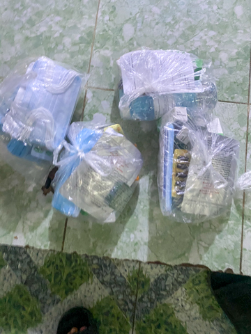 Gần 300 phần thuốc được mang đi cứu người