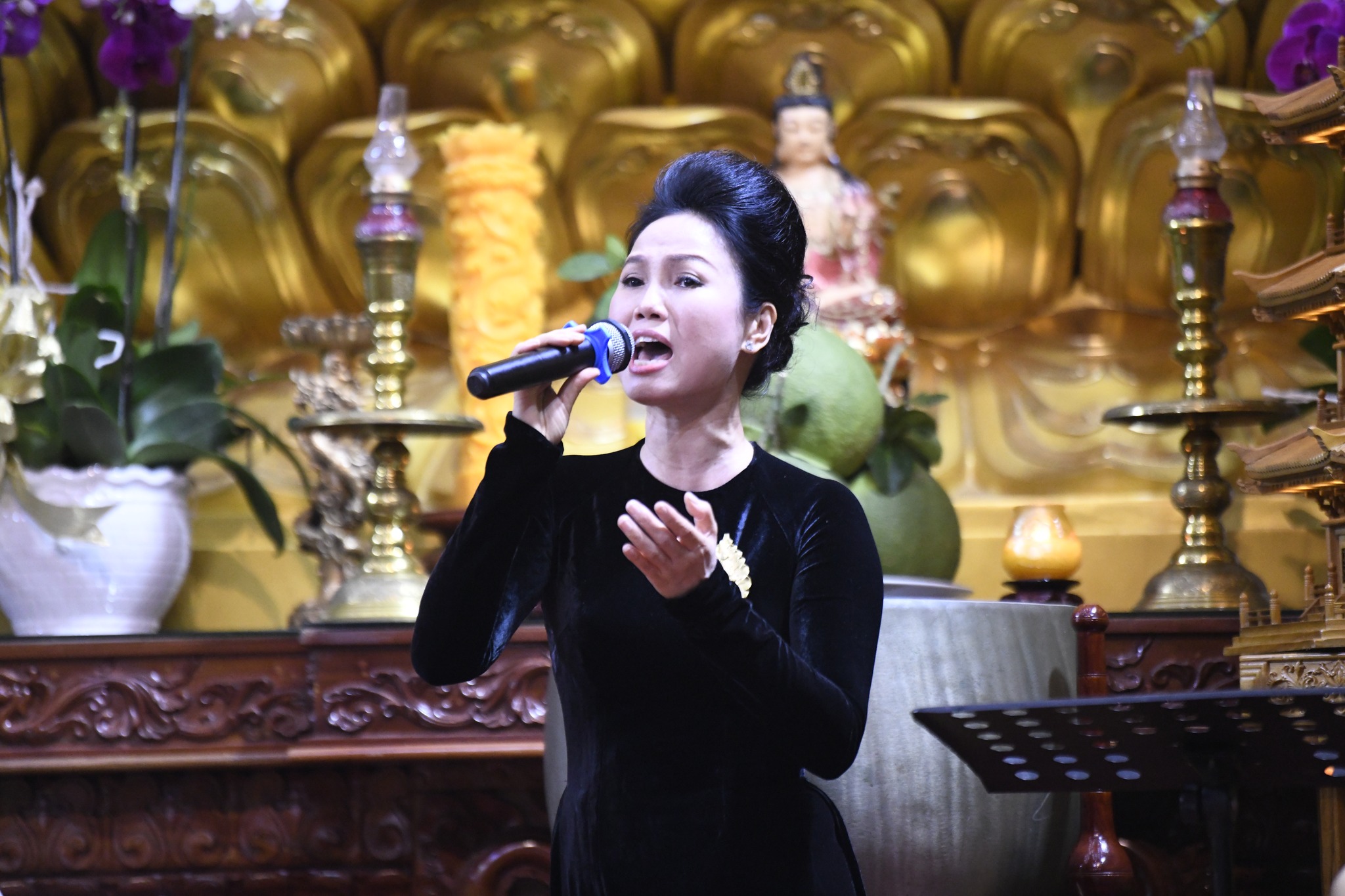 Chùa Giác Ngộ tổ chức lễ cầu siêu cố ca sĩ Việt Quang nhân dịp tròn 100 ngày mất