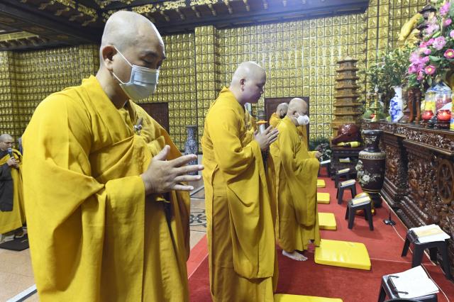 Ươm hạt giống tốt, vun trồng thương yêu qua nghi thức sám hối định kỳ