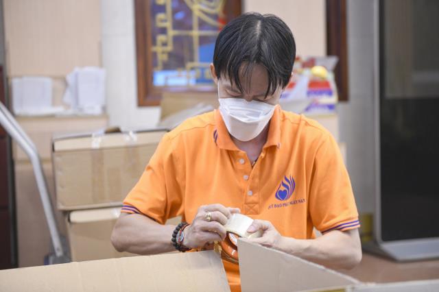 Cuối tuần trở về chùa phụng sự cho hoạt động chào mừng năm mới
