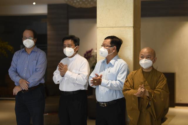Đón 21 tình nguyện viên Phật giáo hoàn thành nhiệm vụ tại Bệnh viện Hồi phục Covid-19