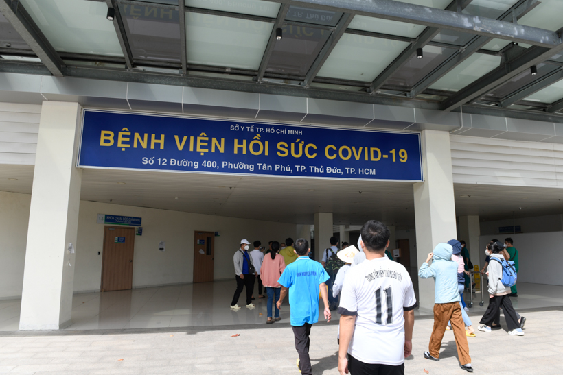 50 tình nguyện viên Phật giáo tham gia chống dịch tại Bệnh viện Hồi sức Covid-19