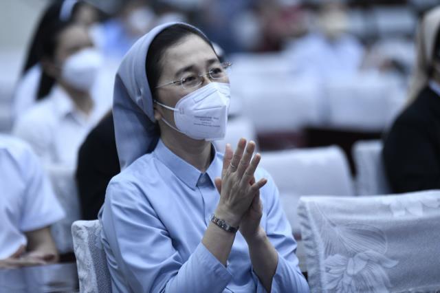 TT. Nhật Từ tham dự Hội nghị Tri ân các tôn giáo, cơ sở tôn giáo vận động tình nguyện viên hỗ trợ tại các bệnh viện điều trị bệnh nhân Covid-19