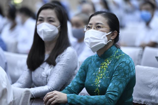 TT. Nhật Từ tham dự Hội nghị Tri ân các tôn giáo, cơ sở tôn giáo vận động tình nguyện viên hỗ trợ tại các bệnh viện điều trị bệnh nhân Covid-19