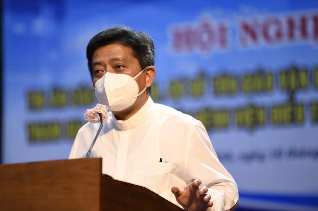 TT. Nhật Từ tham dự Hội nghị Tri ân các tôn giáo, cơ sở tôn giáo vận động tình nguyện viên hỗ trợ tại các bệnh viện điều trị bệnh nhân Covid-19