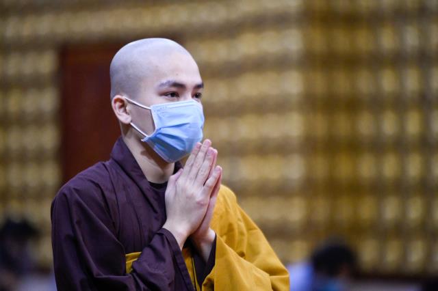 Tội từ tâm khởi, đem tâm sám hối: Lễ sám hối 14 tháng 10 Tân Sửu tại chùa Giác Ngộ