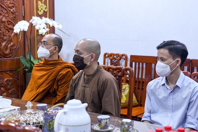 Lớp Tiến sĩ Phật học khóa II Học viện PGVN tại TP.HCM đến thăm TT. Nhật Từ nhân dịp Ngày Nhà giáo Việt Nam 20-11