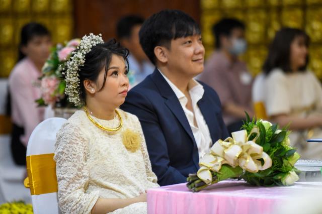 Mở cửa hôn nhân hạnh phúc bằng chiếc “chìa khóa” trong lễ hằng thuận