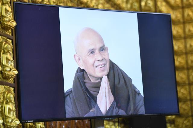Lễ tưởng niệm Thiền sư Thích Nhất Hạnh (1926 - 2022)