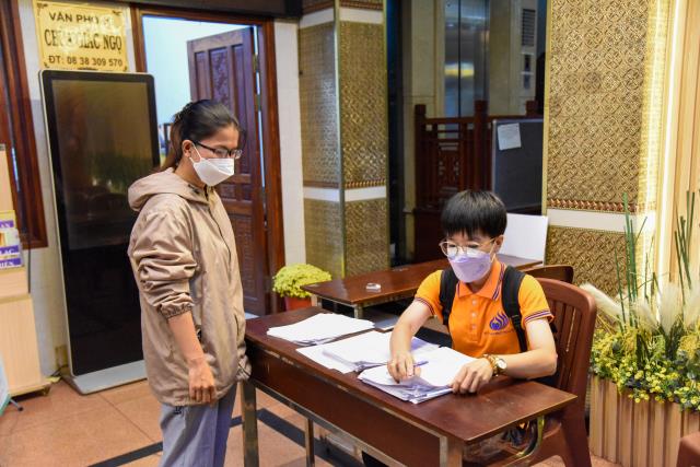 Gần 350 người tham dự chương trình hiến máu đầu năm tại chùa Giác Ngộ