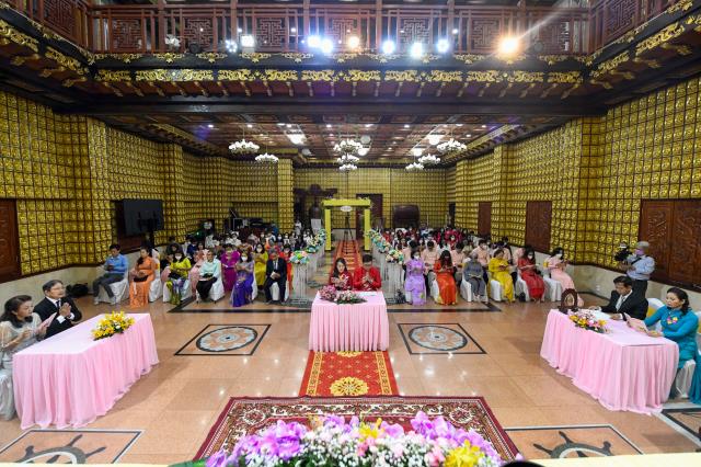 Rộn ràng đám cưới đầu năm 2022 tại chùa Giác Ngộ