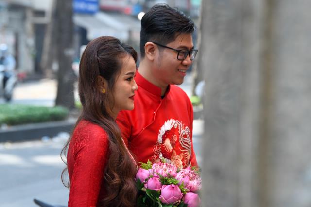 Rộn ràng đám cưới đầu năm 2022 tại chùa Giác Ngộ
