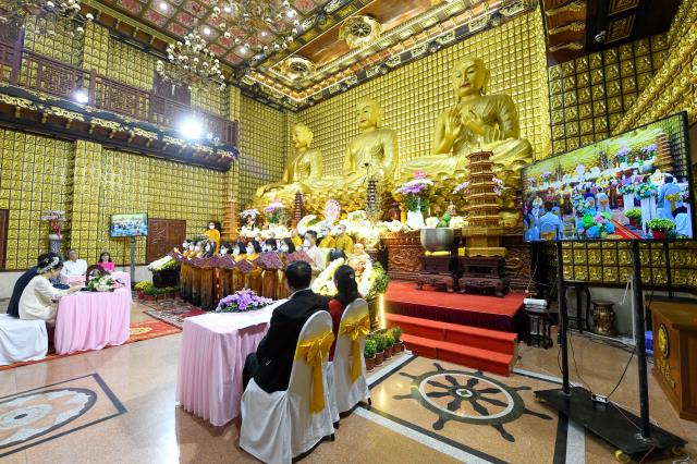 Mở cửa hôn nhân hạnh phúc bằng chiếc “chìa khóa” trong lễ hằng thuận