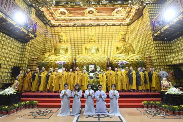 Lễ tưởng niệm Thiền sư Thích Nhất Hạnh (1926 - 2022)