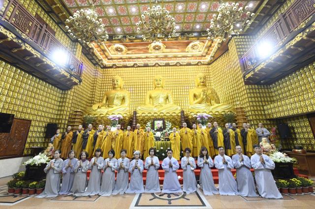 Lễ tưởng niệm Thiền sư Thích Nhất Hạnh (1926 - 2022)
