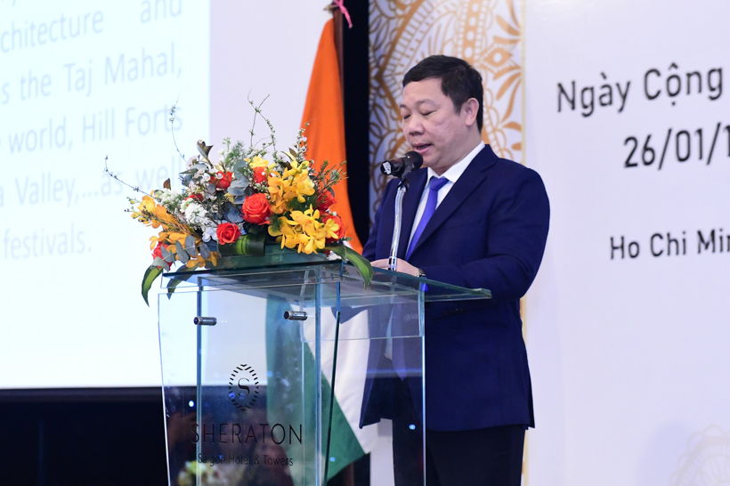 TT. Nhật Từ tham dự lễ Chào mừng ngày Cộng hòa Ấn Độ lần thứ 73