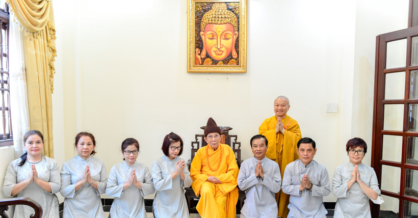 TT. Nhật Từ đảnh lễ và chúc xuân đức Phó Pháp chủ Hội đồng Chứng minh GHPGVN tại Tổ đình Vĩnh Nghiêm