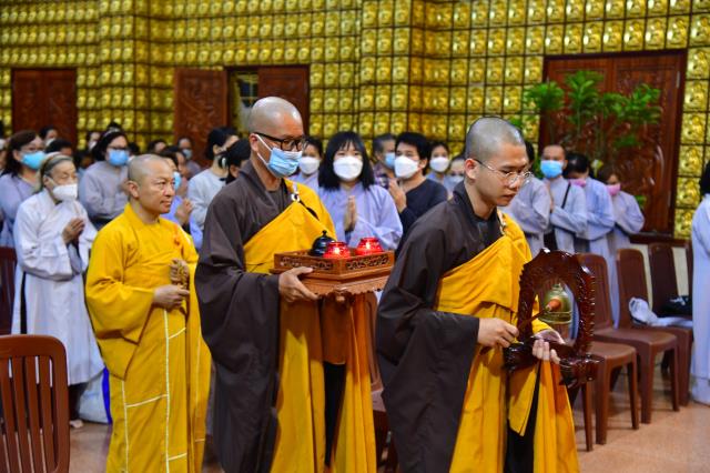 Rằm tháng Giêng đến chùa, cầu cho chúng sinh được an