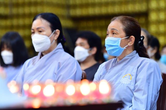 Rằm tháng Giêng đến chùa, cầu cho chúng sinh được an
