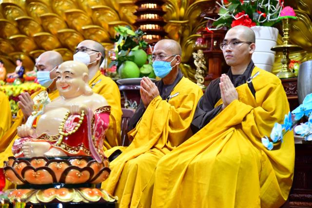 Rằm tháng Giêng đến chùa, cầu cho chúng sinh được an