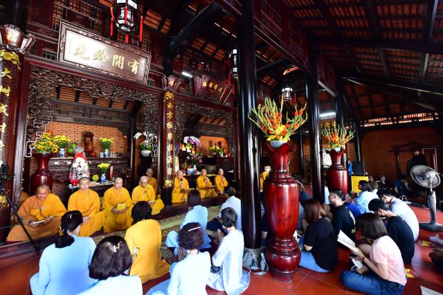 Lễ cầu an tại Công ty TNHH XNK MDF Gia Phúc