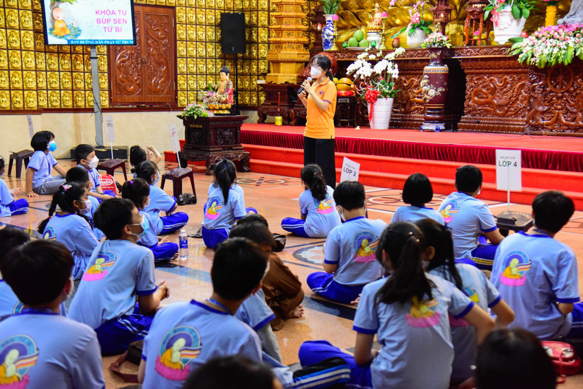 Khi trẻ em được yêu thương