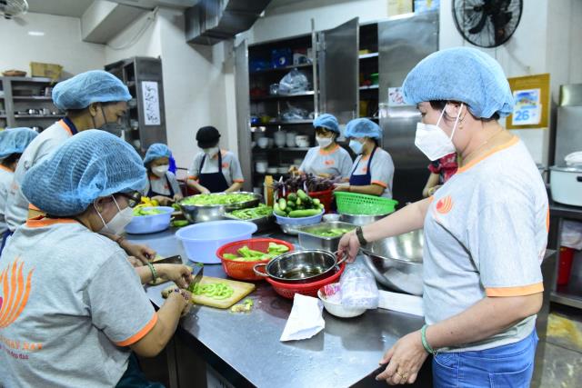 TT. Thích Nhật Từ: “Chỉ cần giữ được trạng thái tỉnh thức thường xuyên, chúng ta sẽ đạt được tâm vô sở trụ”